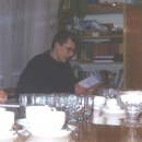 Képek a Véletlen Balett próbaszámának bemutatójáról:<BR>Cséka György felolvas - Ungvár, 1999